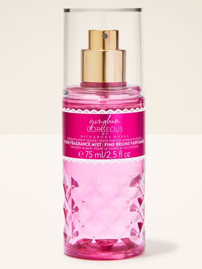 Spray parfumat Bath & Body Works Gingham Gorgeous 75 ml, în flacon roz cu pulverizator (mini).