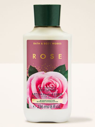 Bath & Body Works Rose – loțiune de corp florală în sticlă crem cu capac verde.