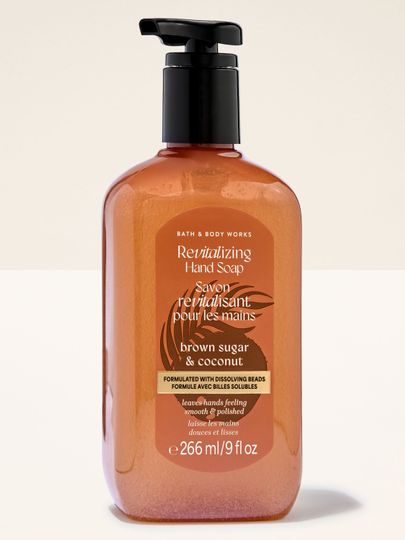 Gel pentru mâini Bath & Body Works Fresh Watermelon 266 ml, în flacon verde cu pompă.