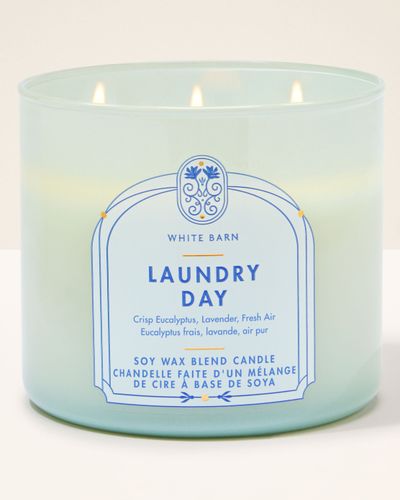 Lumânare cu trei fitiluri