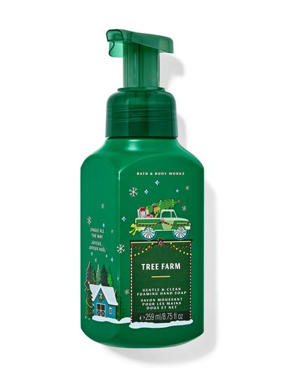 Zelené pěnivé mýdlo na ruce „Tree Farm“ se svátečním nákladním autem a chalupou. Bath & Body Works.