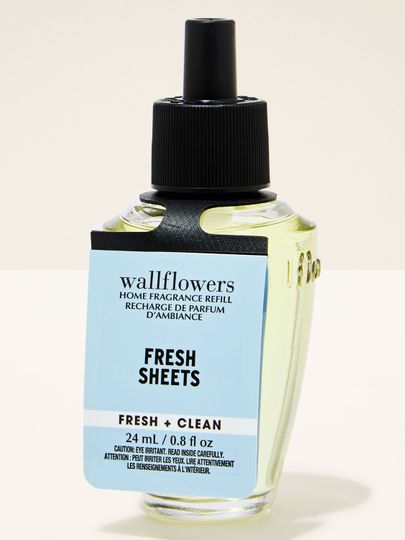 Rezer vă albastru Fresh Sheets Bath & Body Works pentru priza parfumată Wallflowers, în sticluță cu capac negru