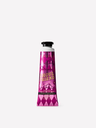Cremă de mâini Bath & Body Works Ghoul Friend în ambalaj roz, 29 ml