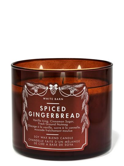 Lumânare parfumată Spiced Gingerbread White Barn cu 3 fitiluri în recipient din sticlă chihlimbarie