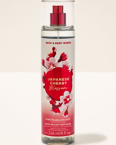 Spray parfumat pentru corp