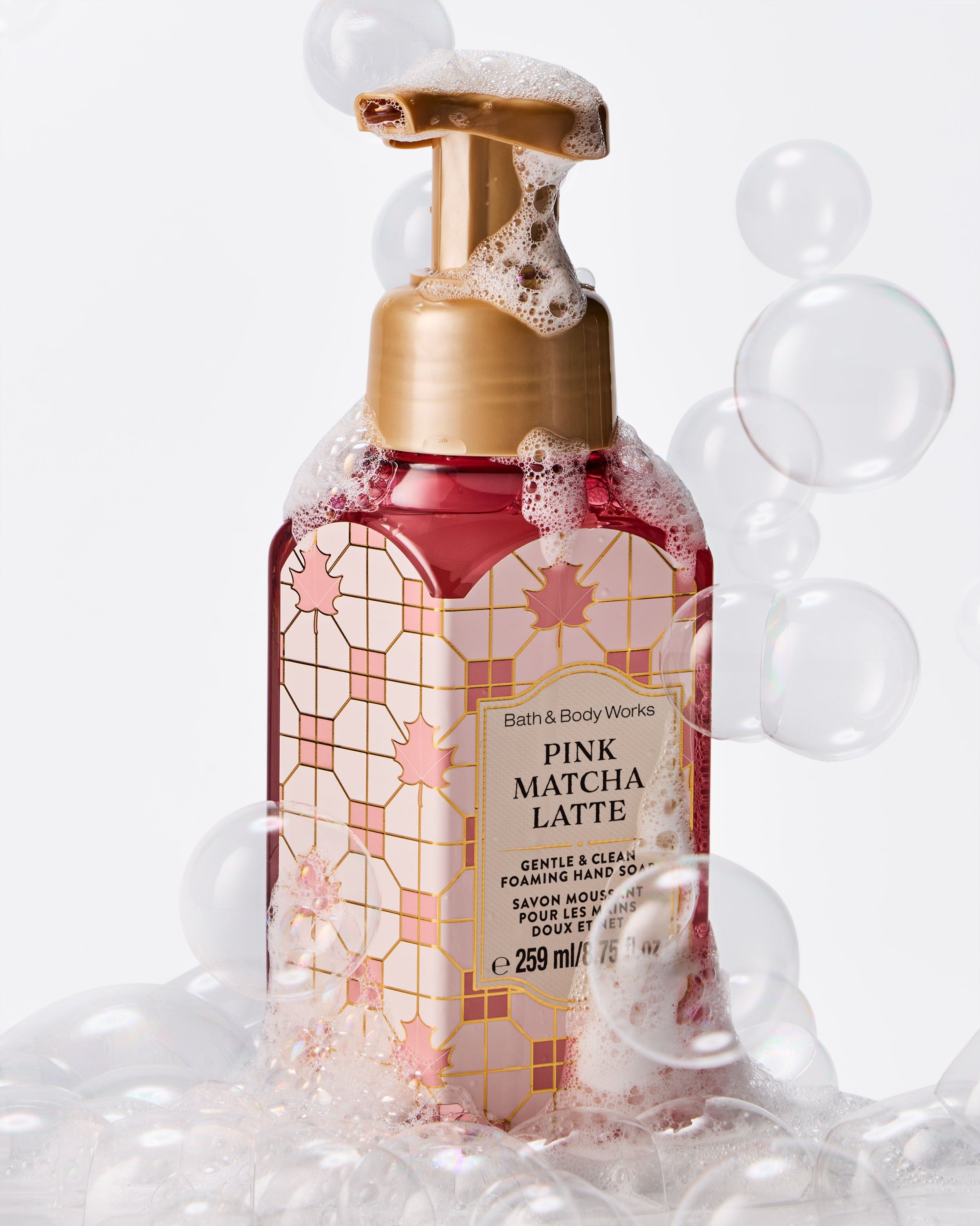 Săpun spumă delicat pentru mâini Bath & Body Works Pink Matcha Latte, 259 ml