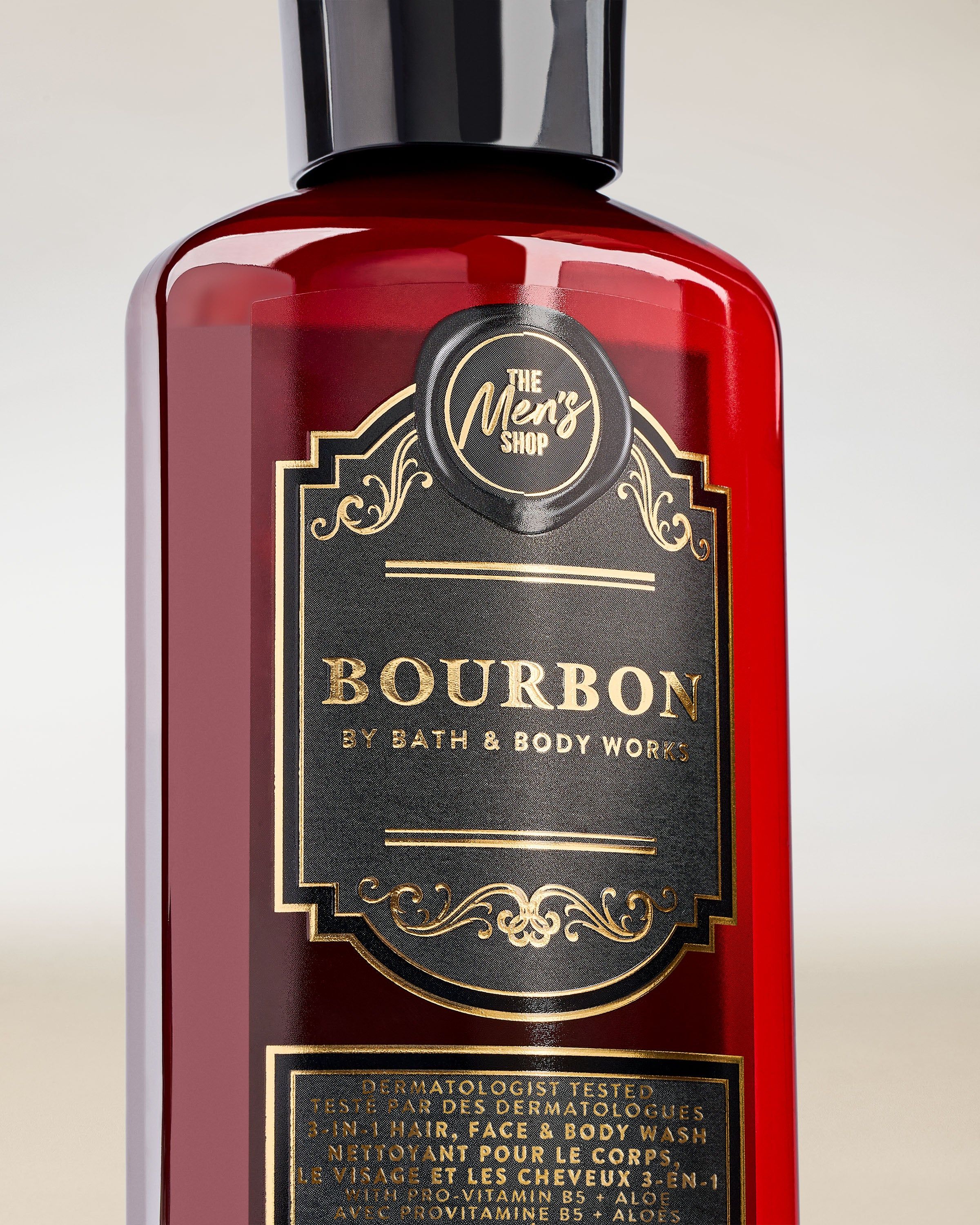 Bath & Body Works Bourbon – gel 3‑în‑1 pentru păr, față și corp, într-un flacon închis cu etichetă decorativă.