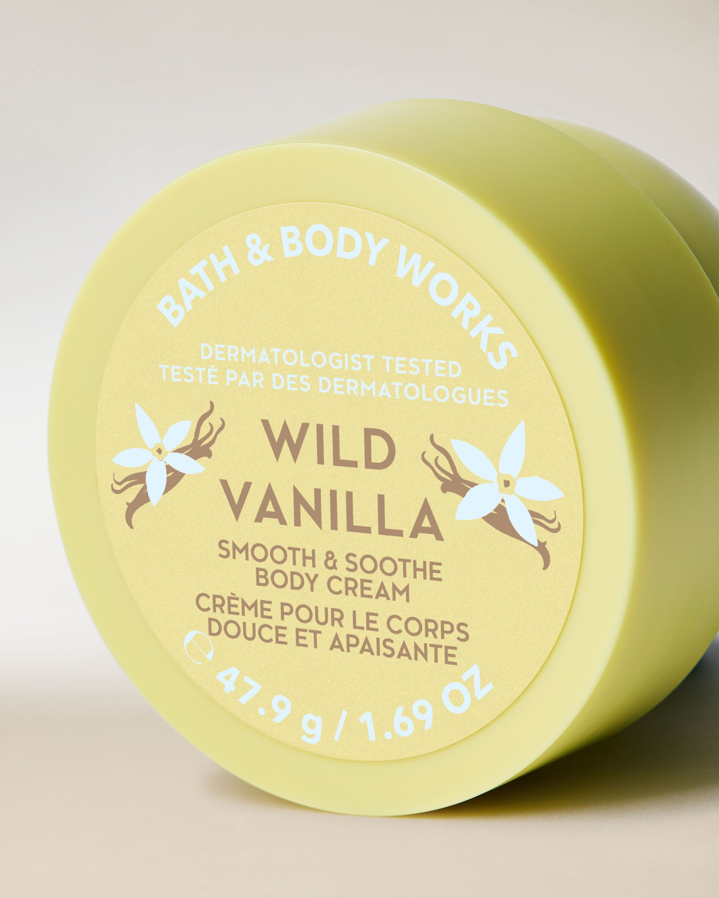 Cremă de corp Wild Vanilla în ambalaj galben