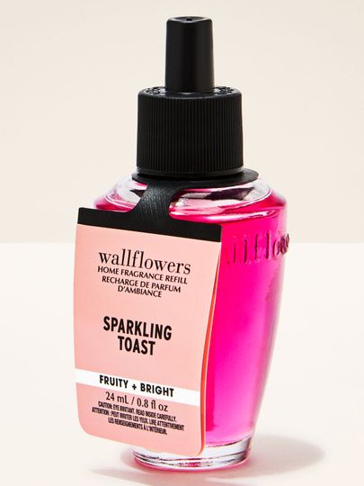 Rezer vă roz Sparkling Toast Bath & Body Works pentru Wallflowers, în sticluță cu capac negru