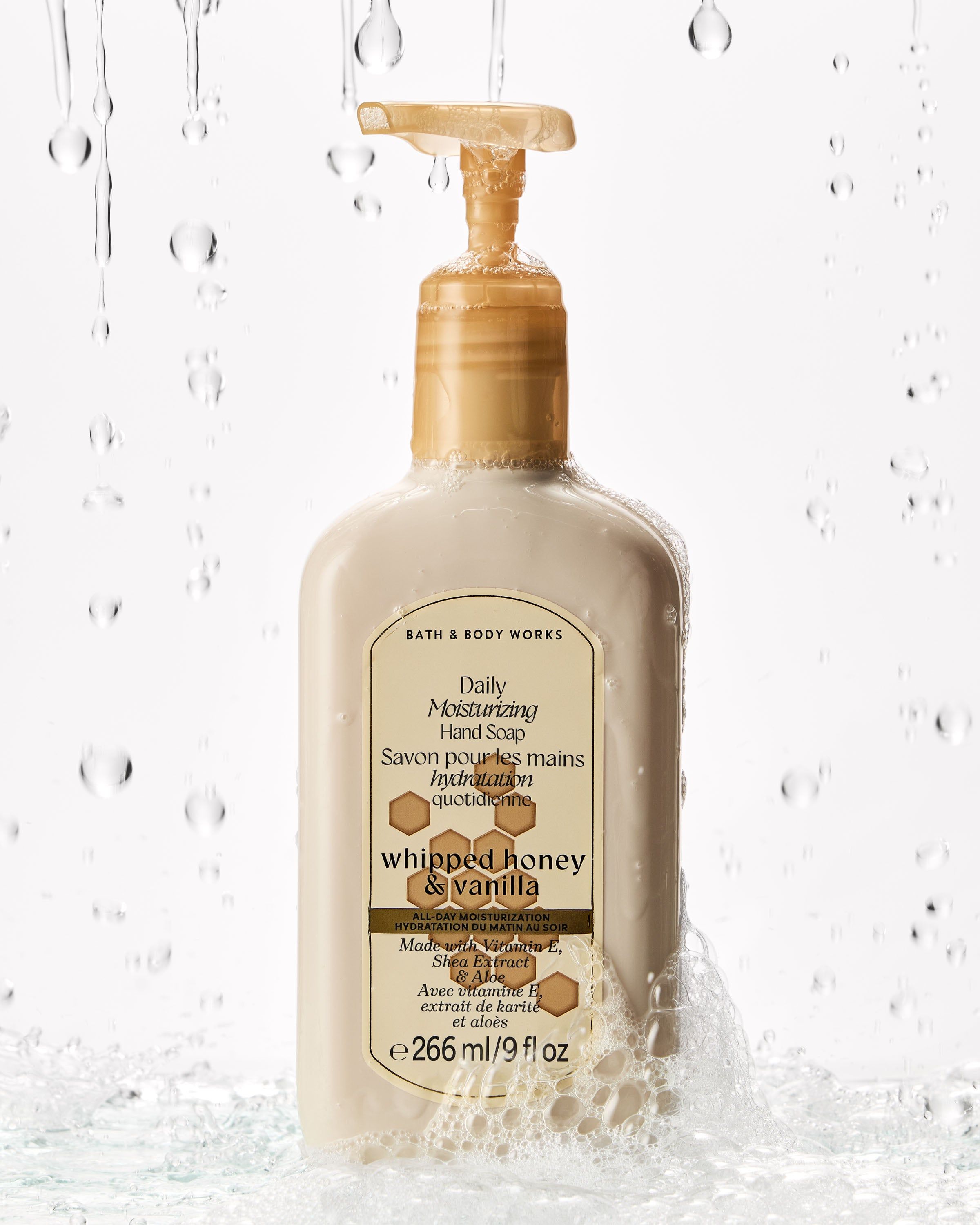 Bath & Body Works Whipped Honey & Vanilla săpun hidratant pentru mâini cu pompă, 266 ml