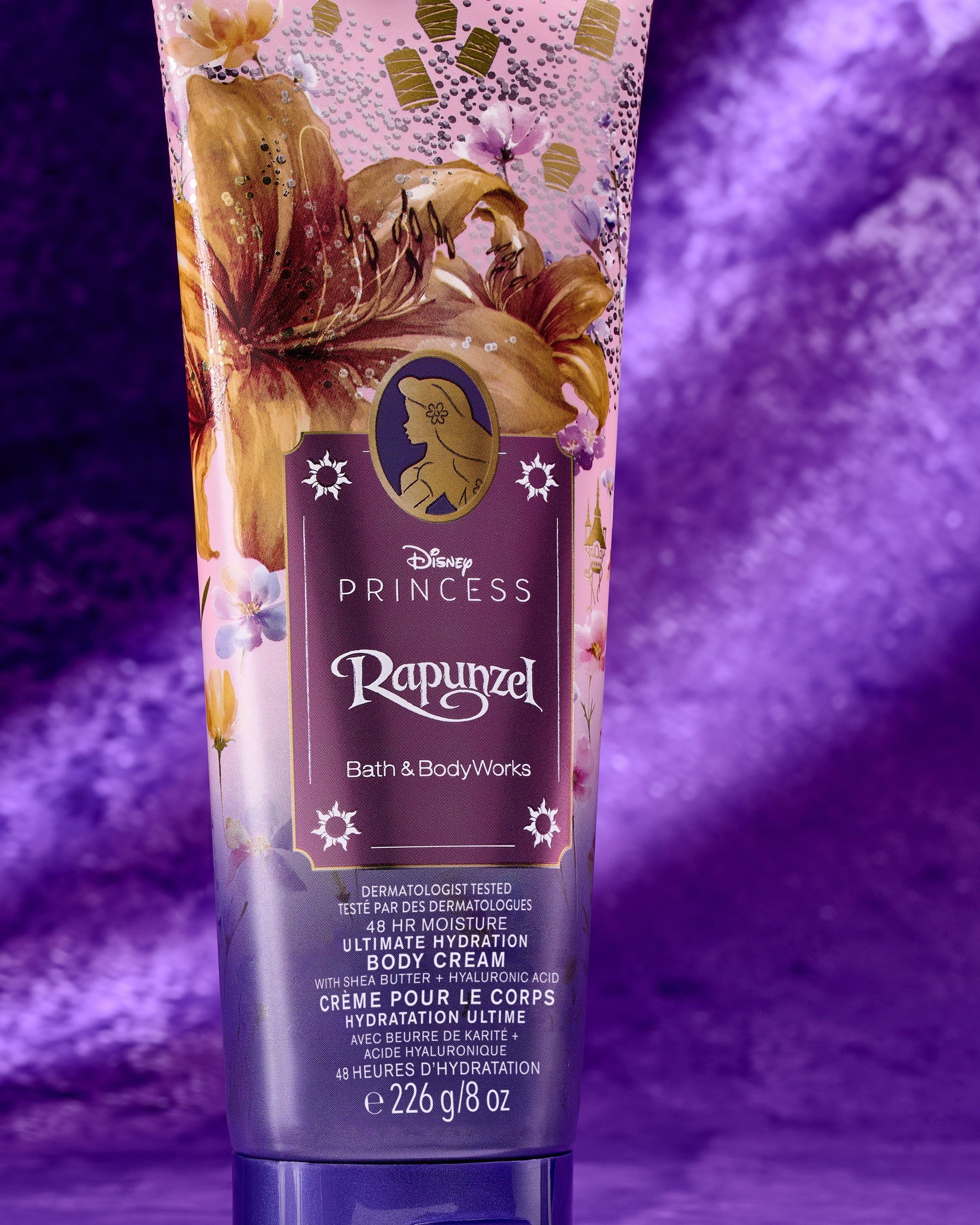 Cremă de corp Rapunzel Disney Princess – design roz‑mov cu accente aurii și hidratare intensă 48h.