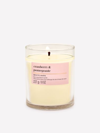 Lumânare parfumată Cranberry & Pomegranate White Barn cu un fitil în recipient din sticlă