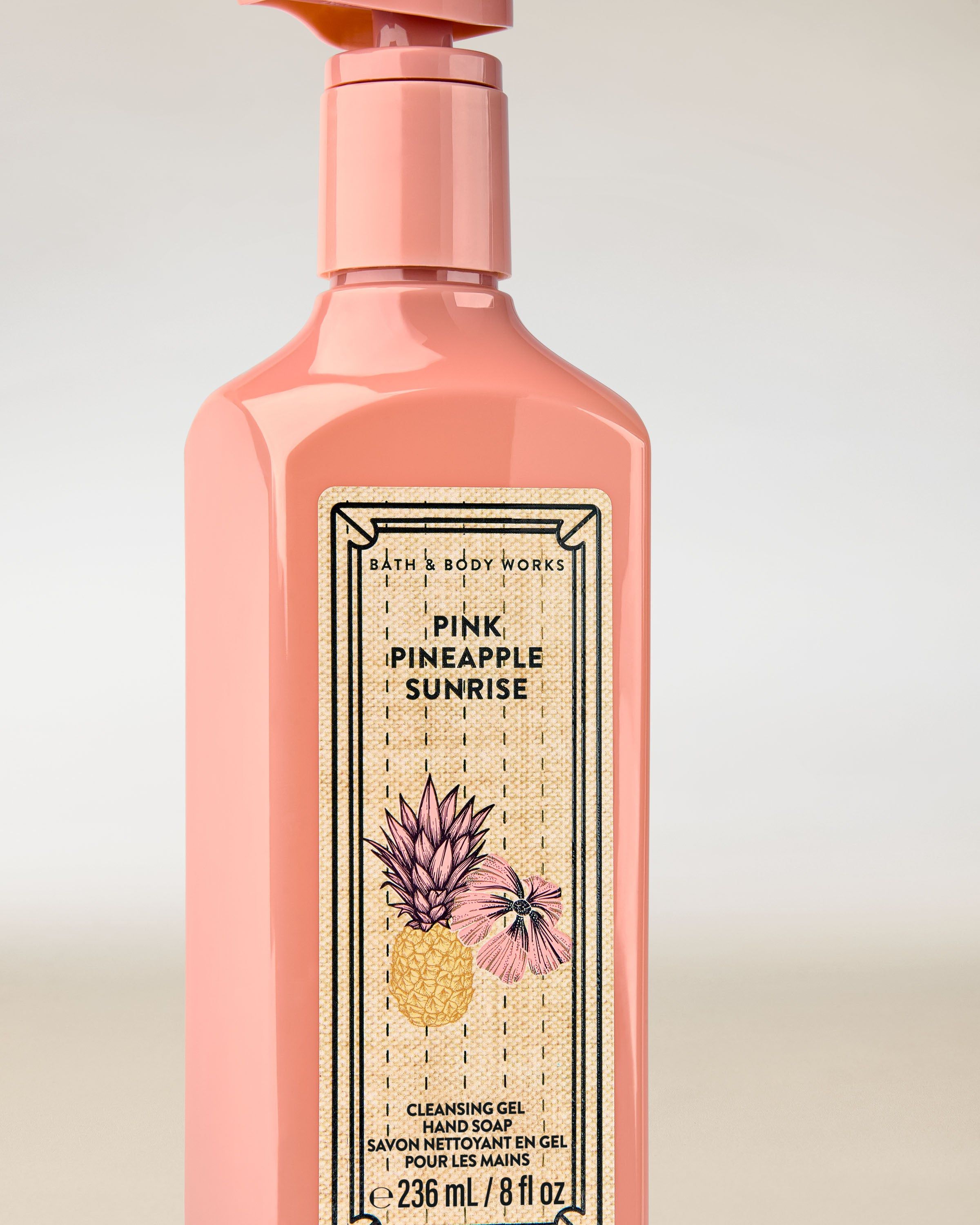 Pink Pineapple Sunrise – gel pentru mâini în ambalaj roz, cu pompă și etichetă tropicală cu ananas.