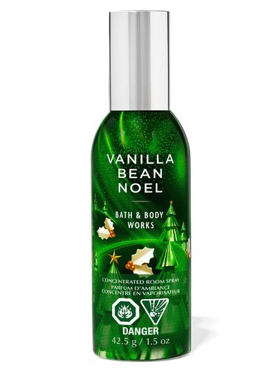 Vonná mlha do interiéru s vanilkovou vůní a zeleným svátečním motivem. Bath & Body Works.