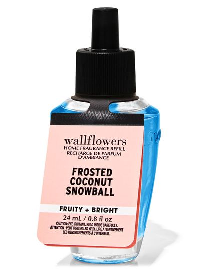 Náplň do osvěžovače vzduchu „Frosted Coconut Snowball“, 24 ml, Bath & Body Works.