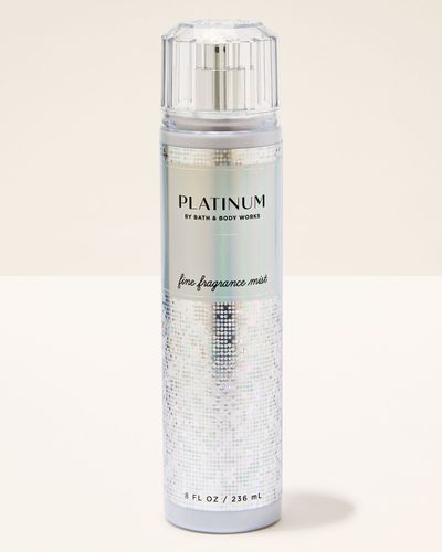 Spray parfumat pentru corp