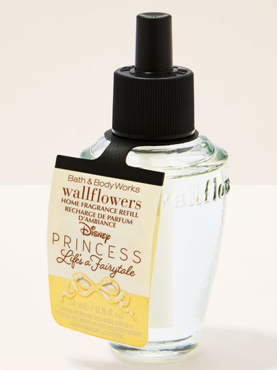 Rezerve Wallflowers Life’s a Fairytale, cu parfum luminos și delicat din colecția Disney Princess.