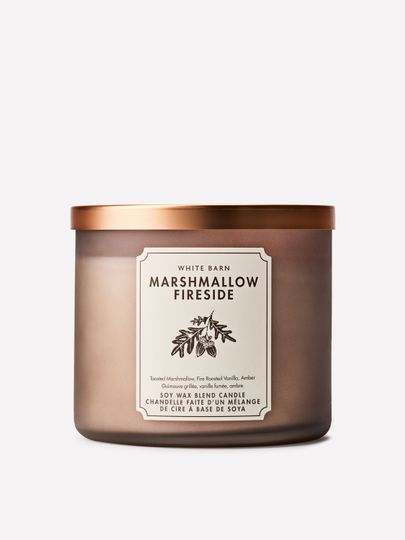 Lumânare parfumată White Barn Marshmallow Fireside din amestec de ceară de soia, 3 fitiluri