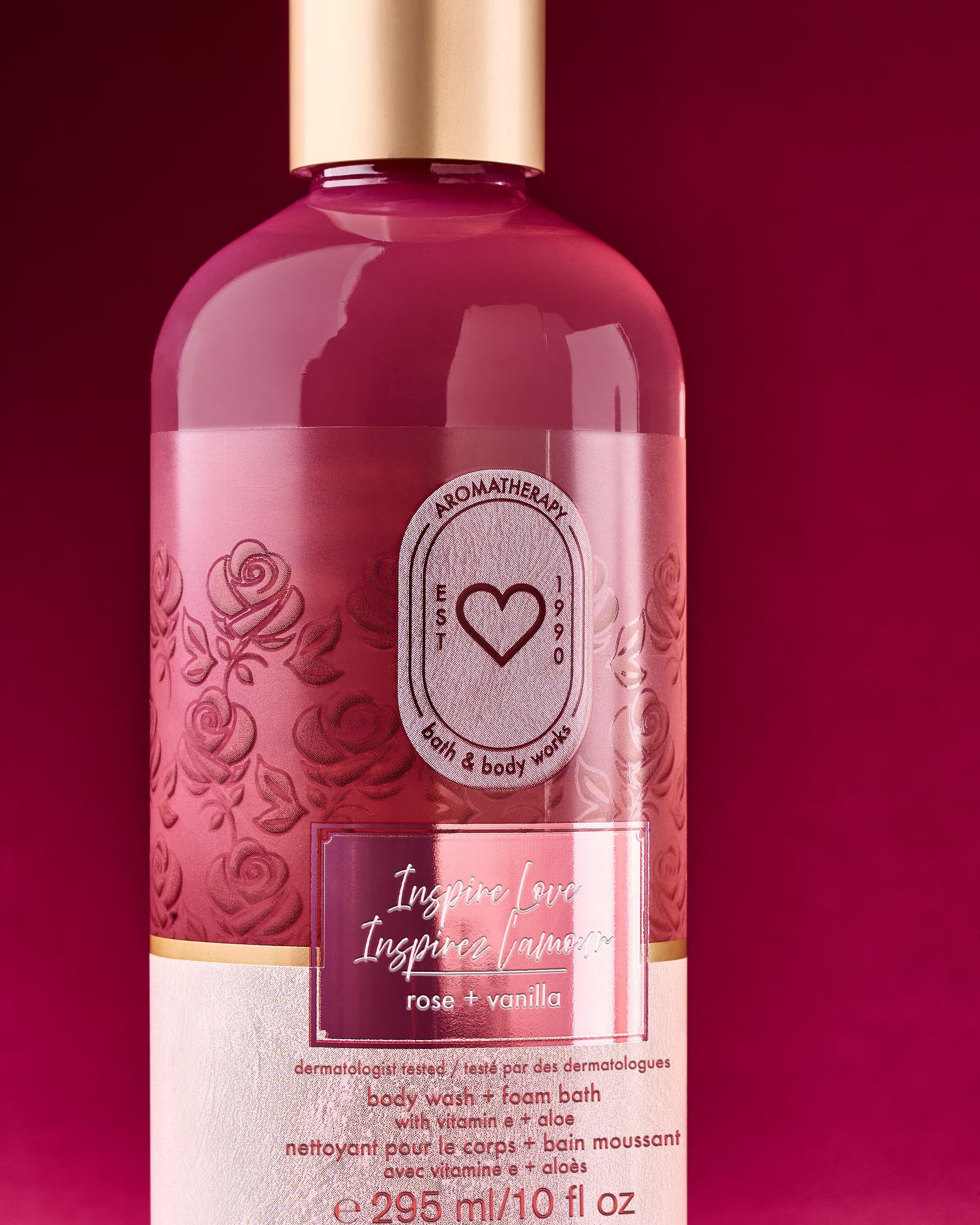 Aromatherapy Inspire Love rose + vanilla Bath & Body Works – gel roz roz, cu design floral romantic.