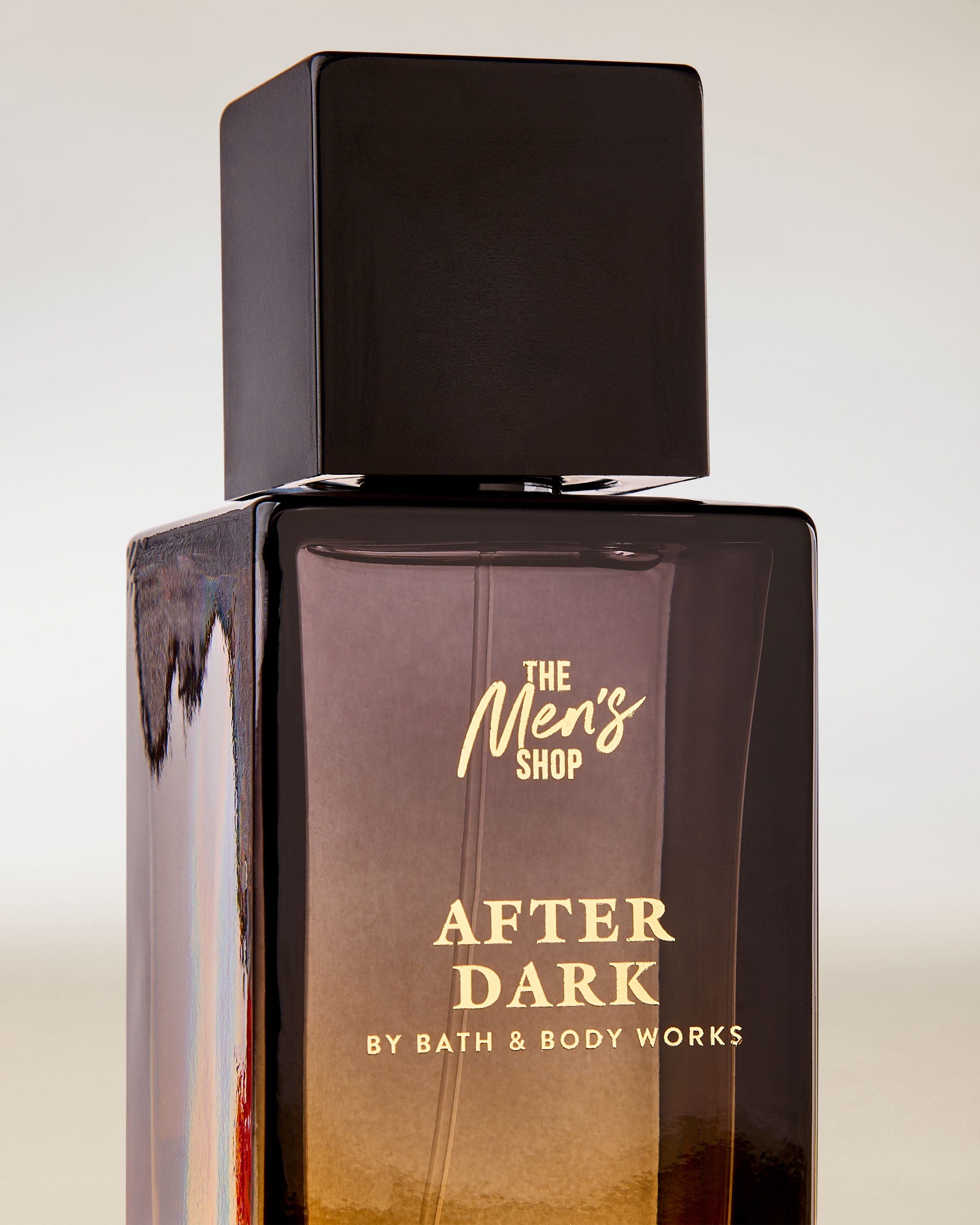 Bath & Body Works After Dark – męska woda kolońska 100 ml o głębokim, wieczorowym aromacie z eleganckiej linii The Men’s Shop.
