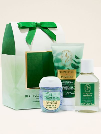 Set Aromatherapy Eucalyptus + Spearmint Bath & Body Works – kit verde relaxant pentru îngrijirea corpului.