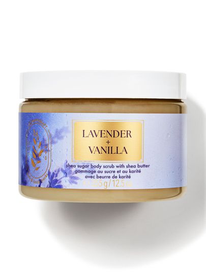 Exfoliant de corp cu zahăr Bath & Body Works SLEEP "Lavender + Vanilla" în borcan cu capac alb.