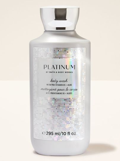 Sprchový gel "Platinum" ve třpytivé stříbrné lahvi s holografickým štítkem. Bath & Body Works.