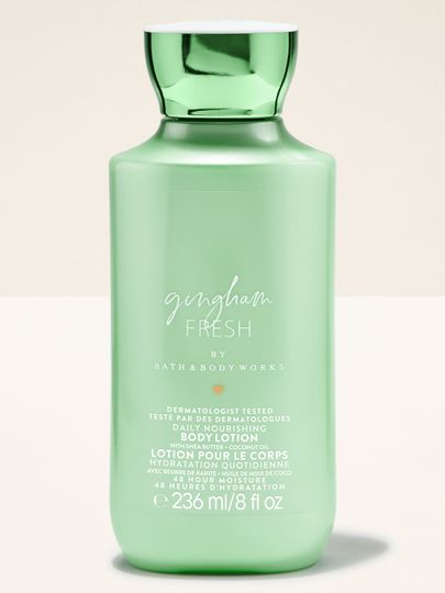 Loțiune de corp Bath & Body Works Gingham Fresh 236 ml, în flacon verde cu design minimalist.