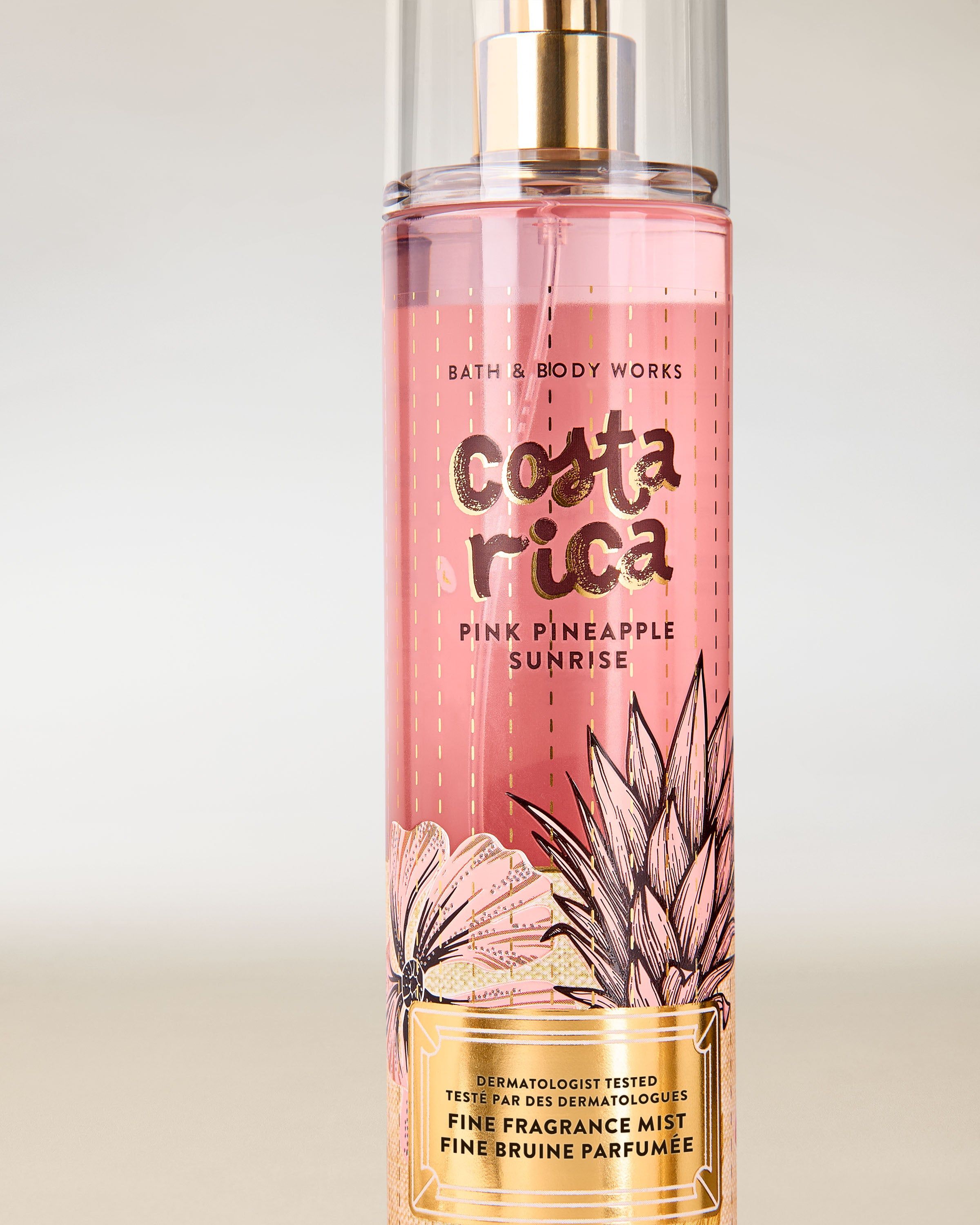 Mgiełcă parfumată Costa Rica Pink Pineapple Sunrise de la Bath & Body Works, flacon roz cu atomizor și grafică tropicală.