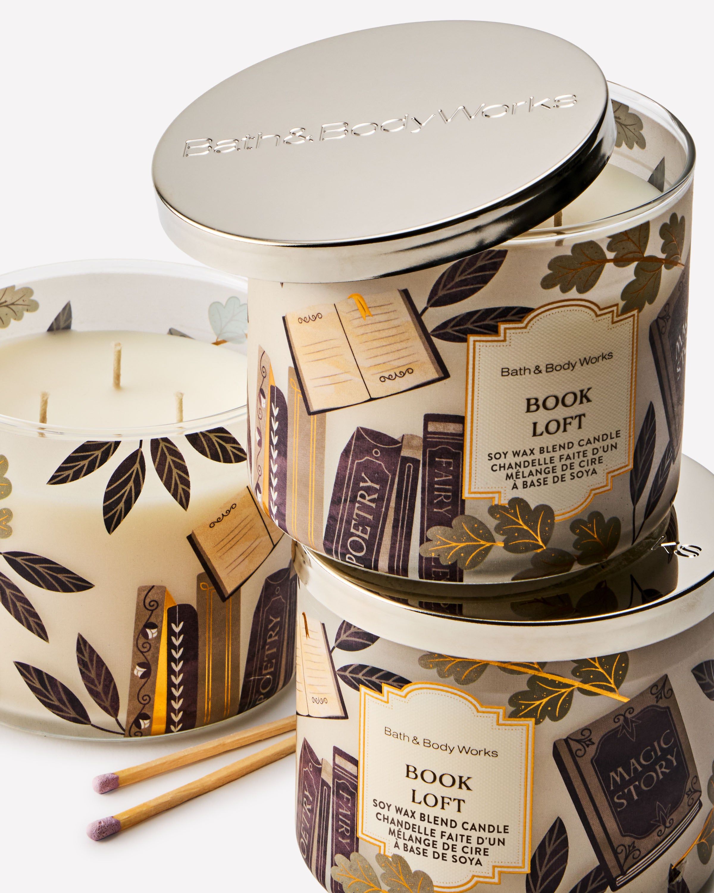 Lumânare parfumată Bath & Body Works Book Loft din amestec de ceară de soia, 3 fitiluri