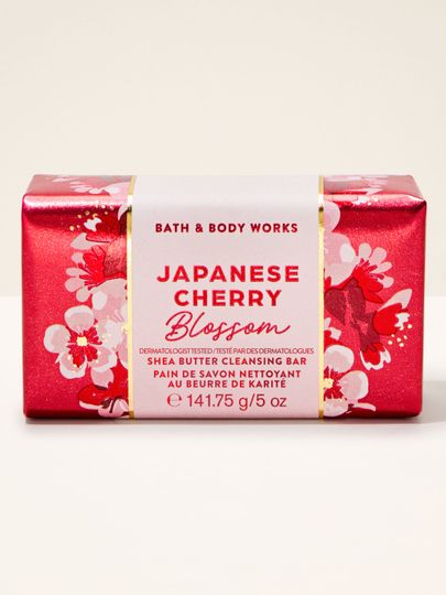 Săpun Japanese Cherry Blossom – aromă florală iconică Bath & Body Works într-un baton roșu elegant.