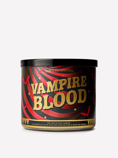 Lumânare parfumată Bath & Body Works Vampire Blood într-un borcan decorativ cu capac negru