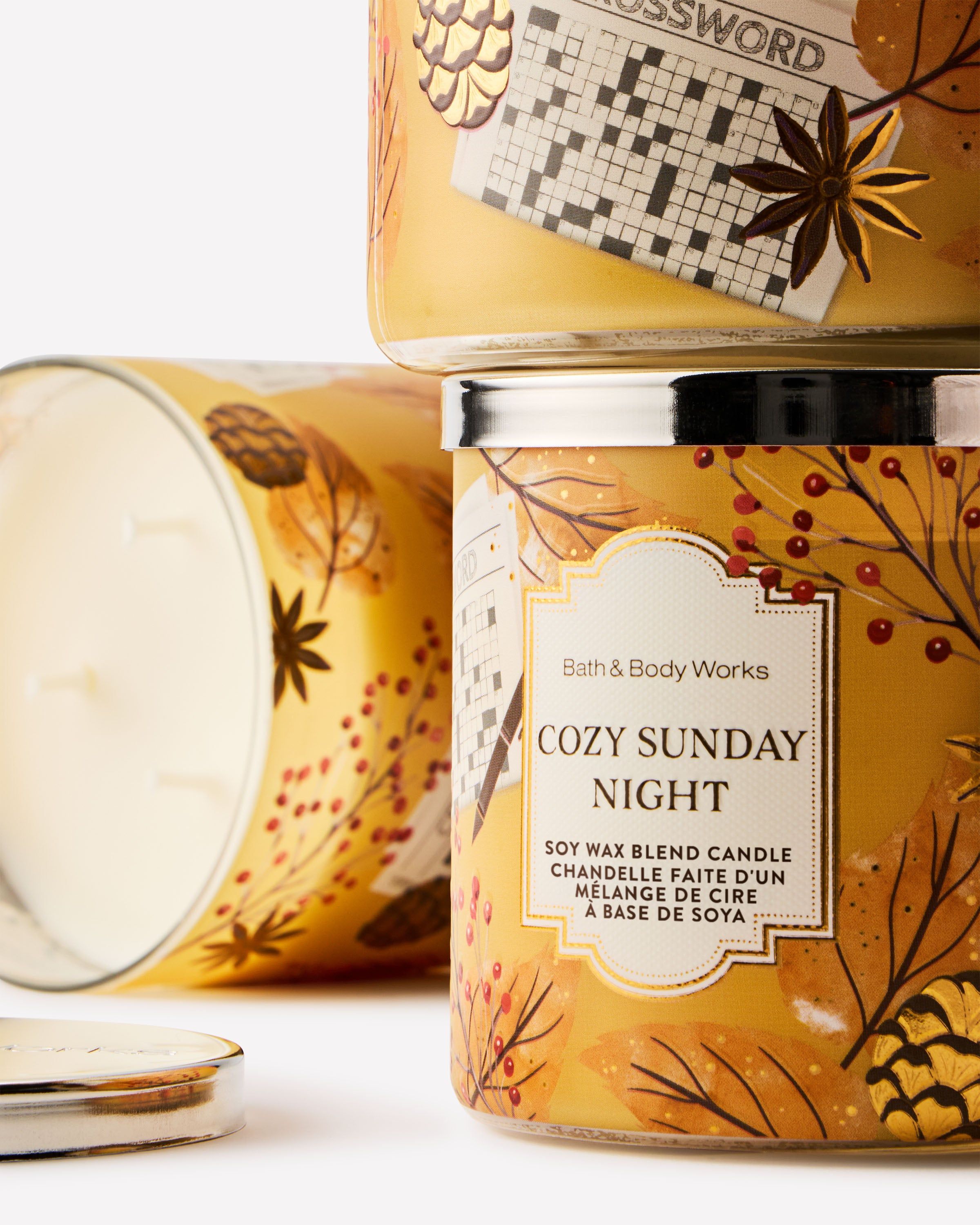 Lumânare parfumată Bath & Body Works Cozy Sunday Night din amestec de ceară de soia, 3 fitiluri