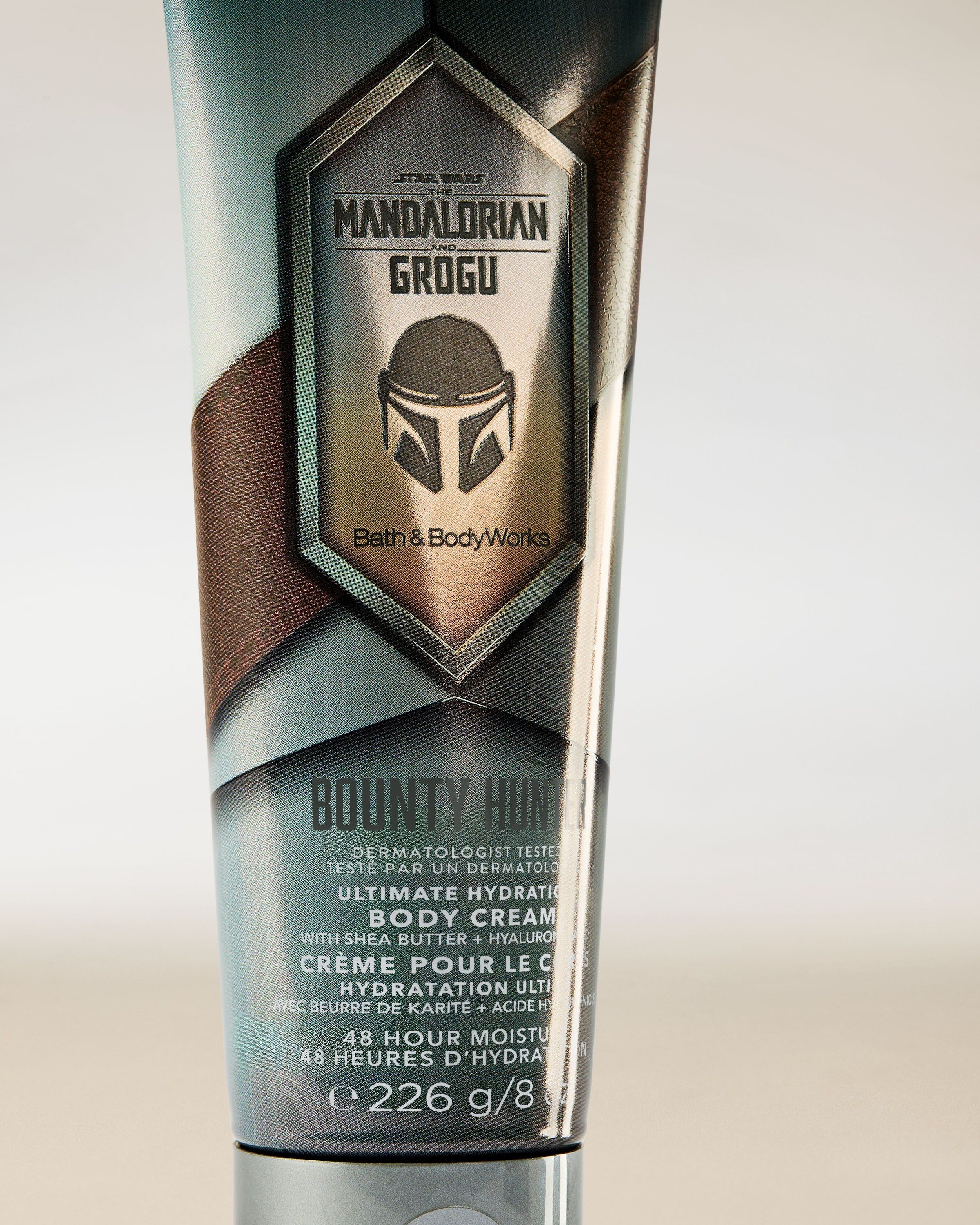 Cremă de corp Bounty Hunter Mandalorian & Grogu într‑un tub argintiu