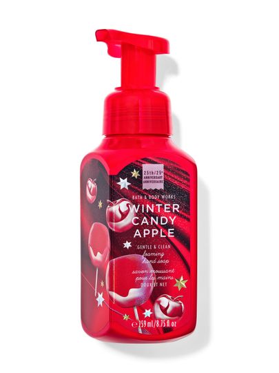 Červené pěnivé mýdlo na ruce „Winter Candy Apple“ s třpytivými hvězdami a jablky v cukrové polevě. Bath & Body Works.