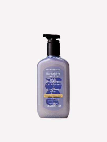 Bath & Body Works Triple Berry Burst săpun revitalizant pentru mâini cu pompă, 266 ml