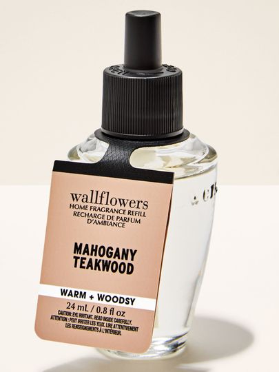 Reumplere Wallflowers Mahogany Teakwood, aromă caldă și lemnoasă în sticluță transparentă 24 ml.