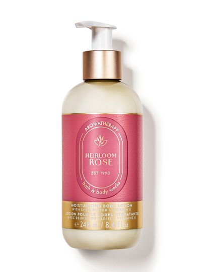 Bath & Body Works Heirloom Rose – loțiune hidratantă pentru corp cu unt de shea și vitamina E din colecția Aromatherapy