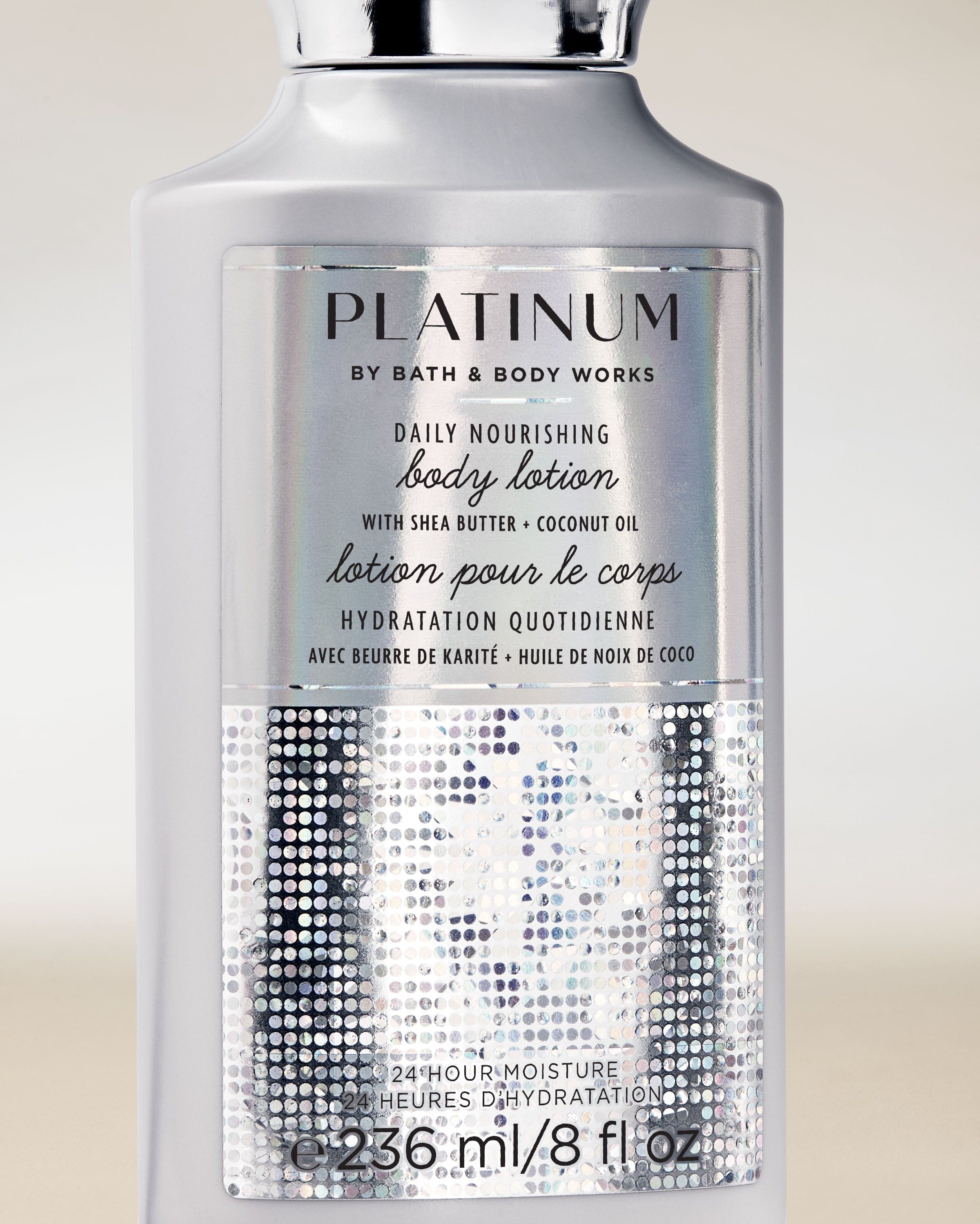 Loțiune de corp Bath & Body Works Platinum în sticlă argintie lucioasă, 236 ml.