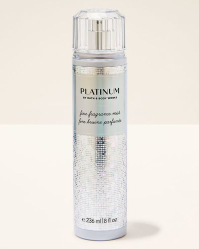 Spray parfumat pentru corp